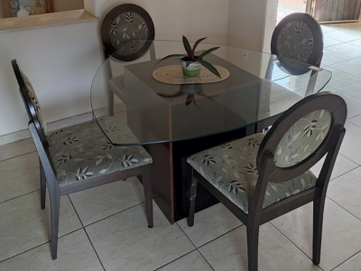 Modelos de Mesas de Jantar de vidro ou madeira em Anápolis